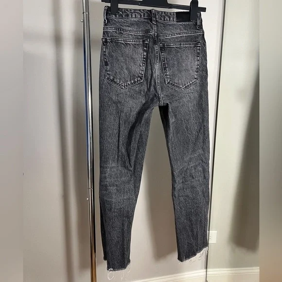 Mango Jeans in Size 4 - Picture 4 of 6